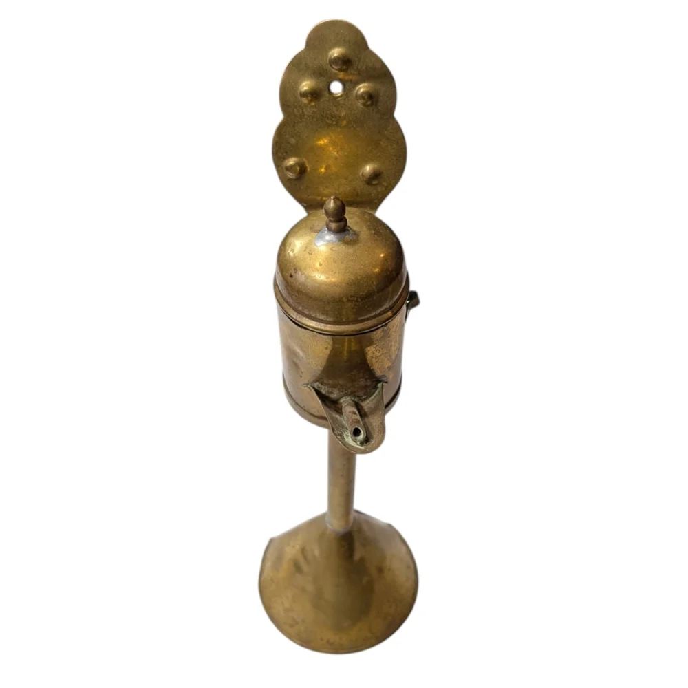 Antique Dutch Brass whale oil lamp. 14